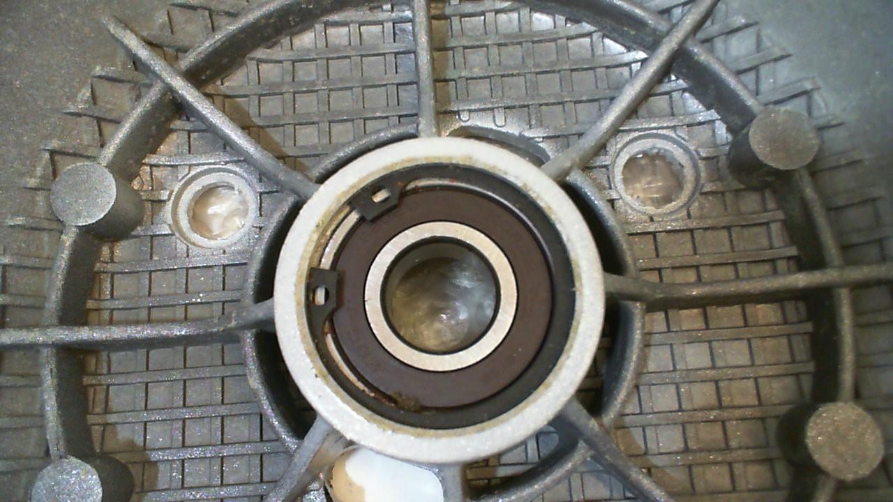 COPERCHIO TRAS MP3 -X9-X7 - VESPA PIAGGIO 8714725 - immagine 4