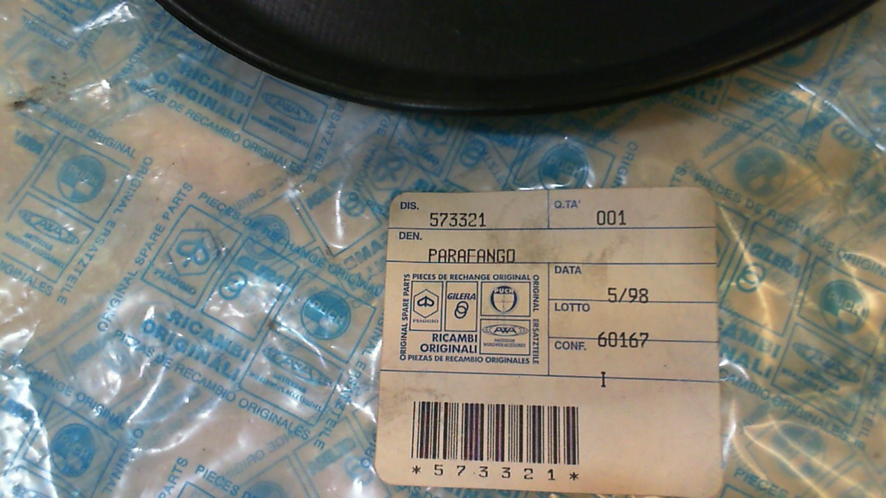 PARAFANGO CHIUSURA ANTERIORE TYPHOON PIAGGIO 573321 - immagine 4
