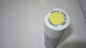 BOMBOLETTA GIALLO 988 VERNICE SPRAY ORIGINALE PIAGGIO 439651
