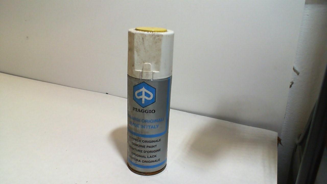 BOMBOLETTA GIALLO SOLE 957 VERNICE SPRAY ORIGINALE PIAGGIO - immagine 3