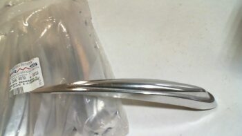 CRESTA IN ALLUMINIO PARAFANGO ANTERIORE PIAGGIO VESPA GS 125 150 160 RMS 142660070