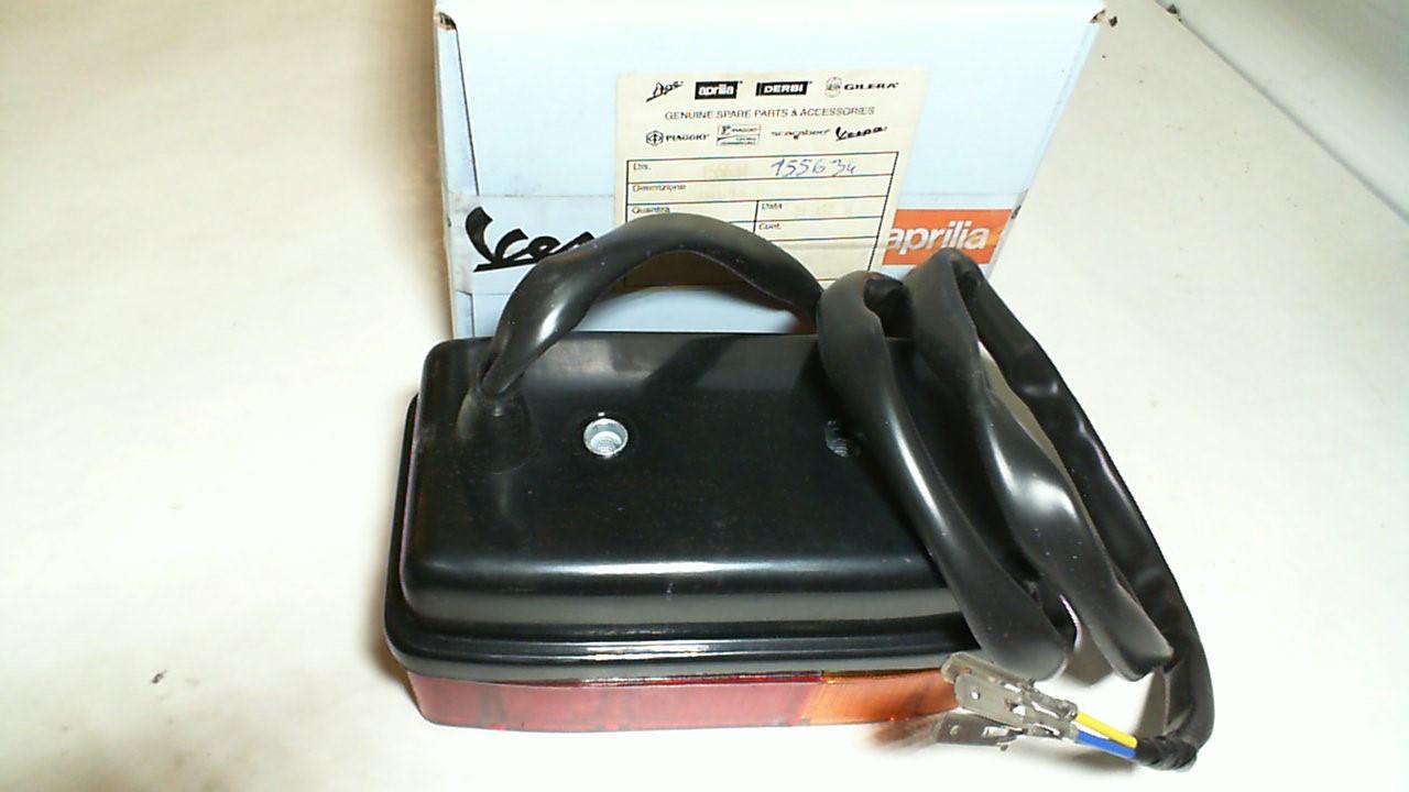 FANALE POSTERIORE DX APE PIAGGIO 155634 - immagine 3