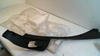 FIANCHETTO INF. POST. SX  CARNABY PIAGGIO 653268000C