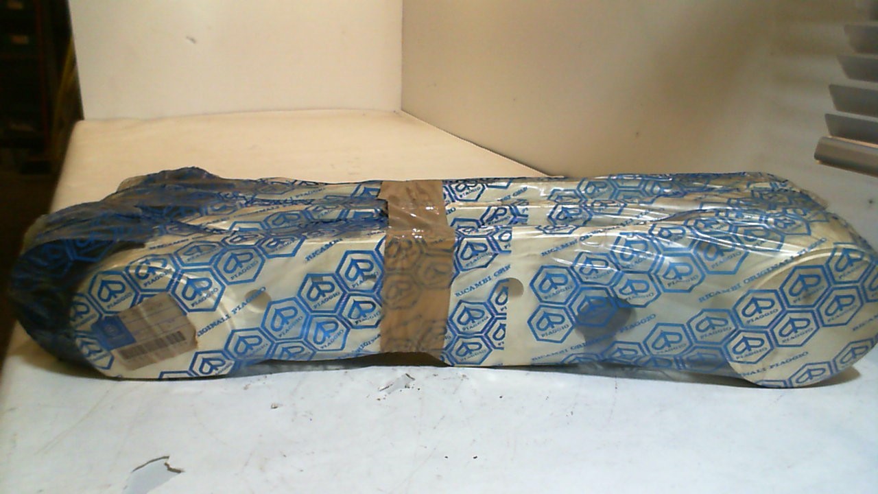 COPERTURA LATERALE DX SI PIAGGIO 901600