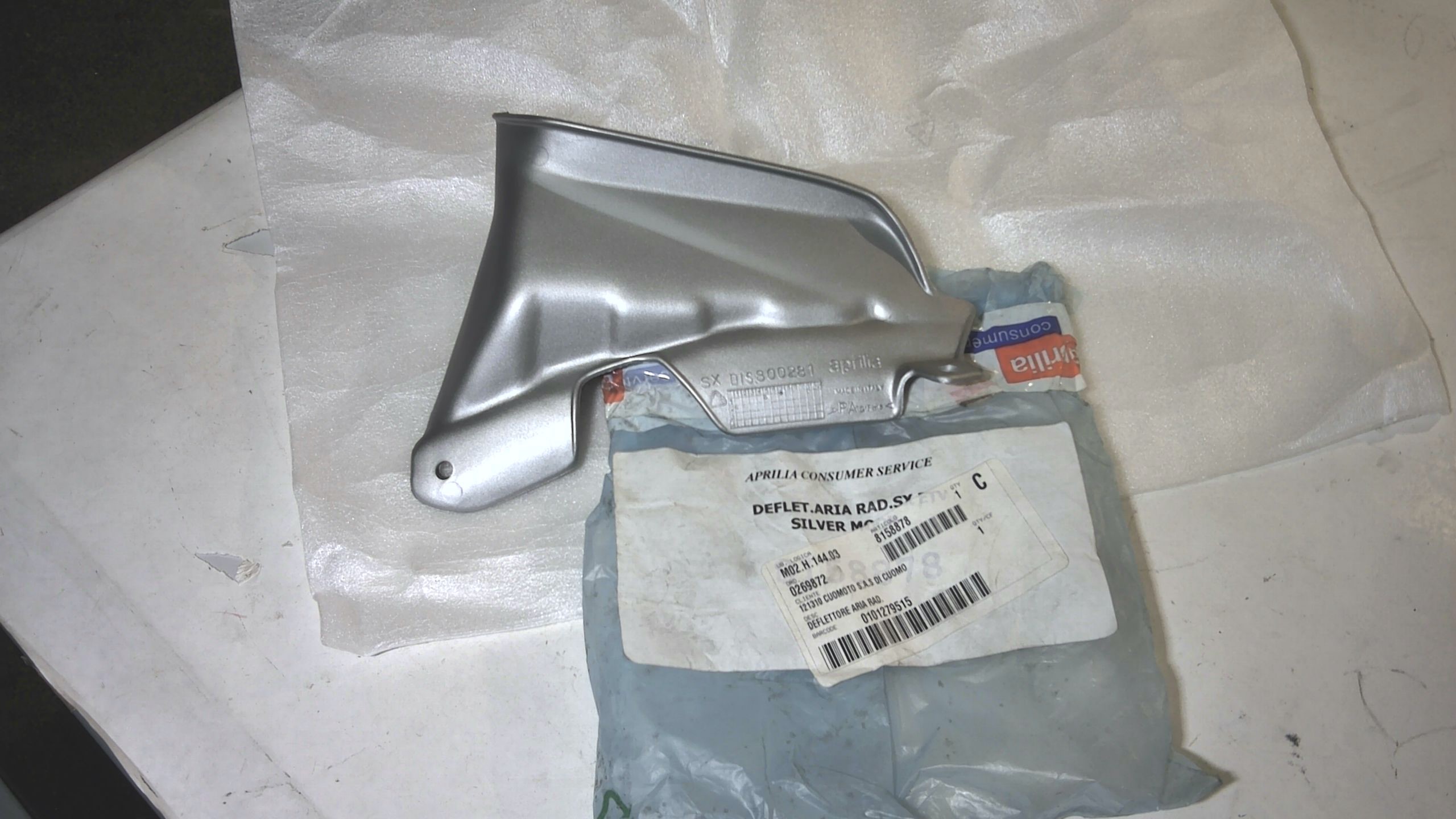 DEFLETTORE ARIA SX CAPONORD APRILIA 8158878 - immagine 3
