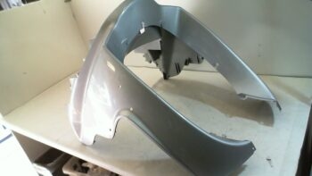 SCUDO GRIGIO ANT X8 PIAGGIO 620909 CON SEGNI