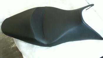SELLA BIPOSTO NERA 991 APRILIA SHIVER 750 86027900NA