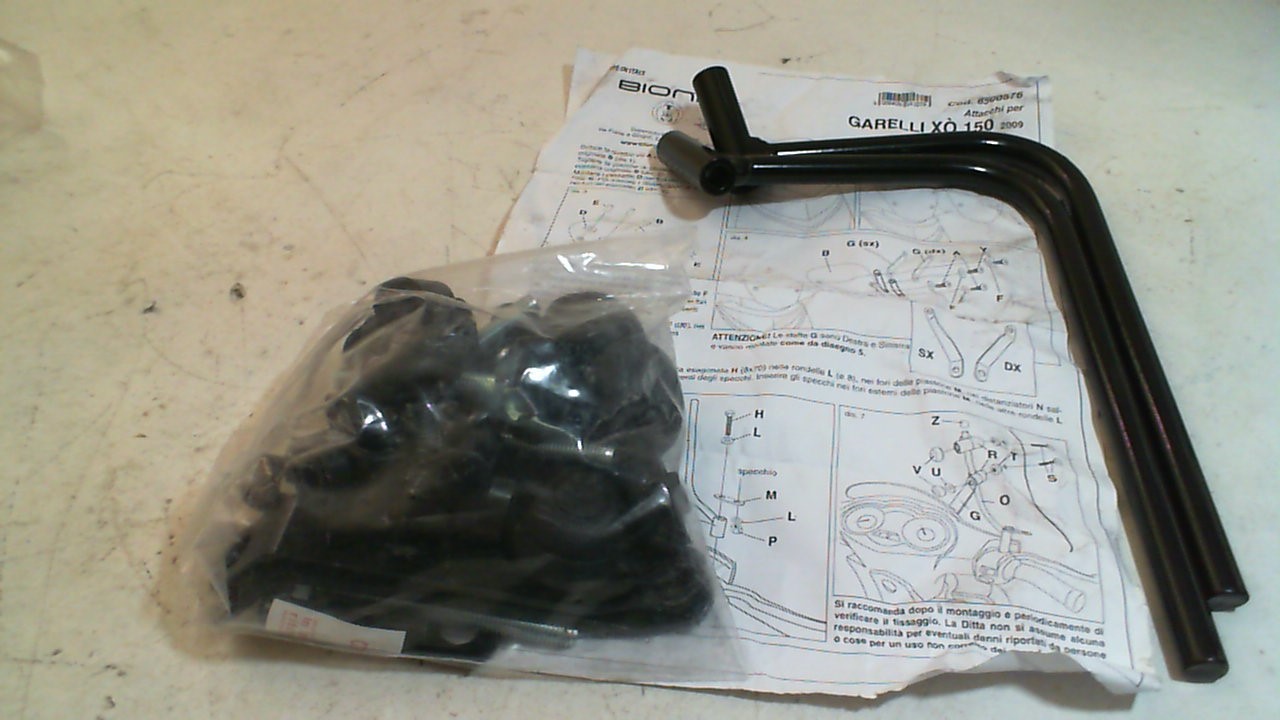 KIT ATTACCHI PARABREZZA GARELLI XO 150 BIONDI 8500576