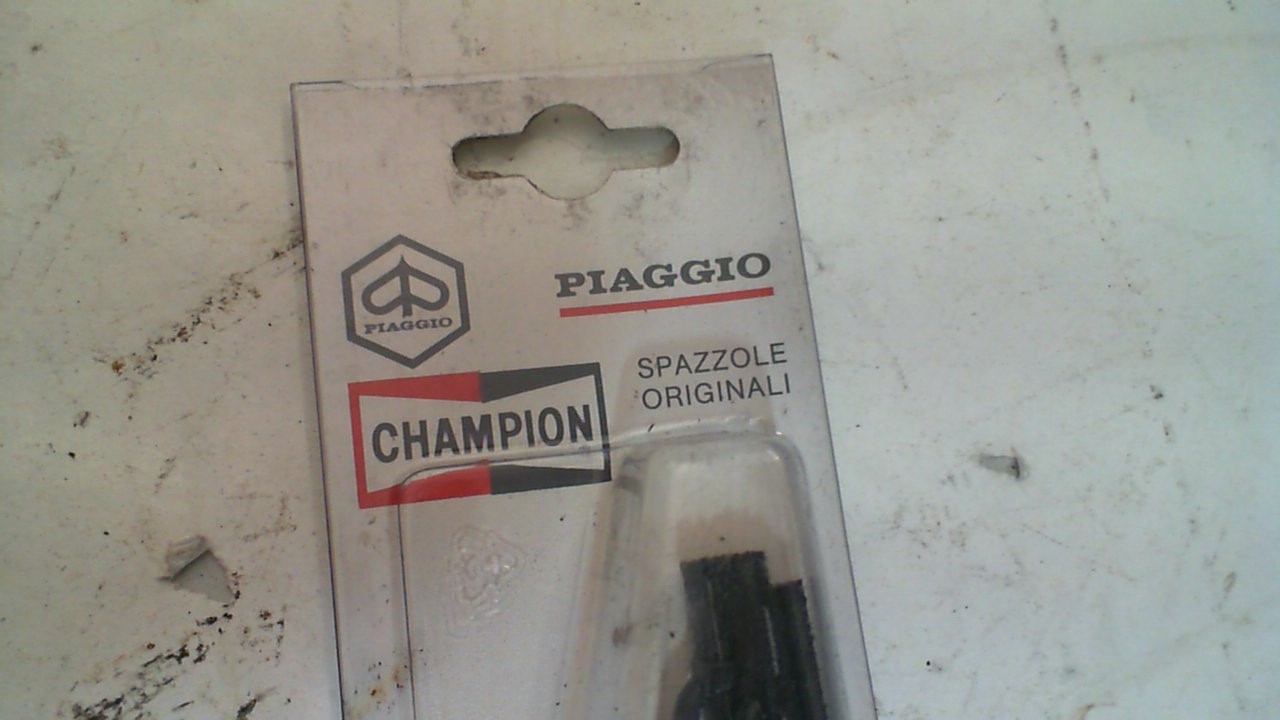 KIT SPAZZOLE TERGIVETRO PORTER PIAGGIO 438042 - immagine 3