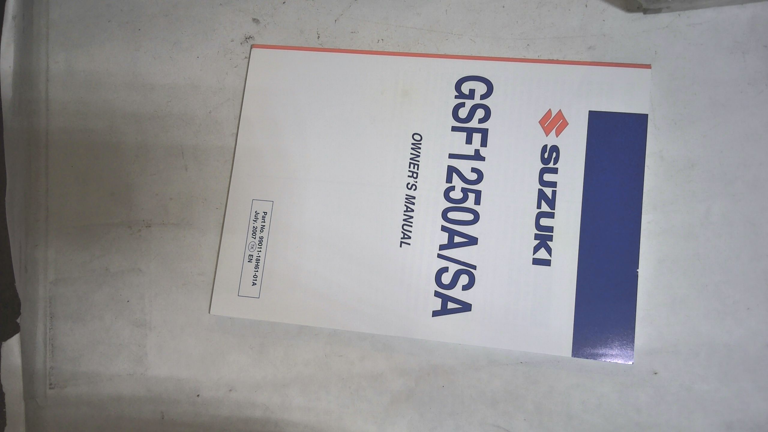 USO E MANUTENZIONE GSF1250A/SA BANDIT SUZUKI 99011-18h61-01a