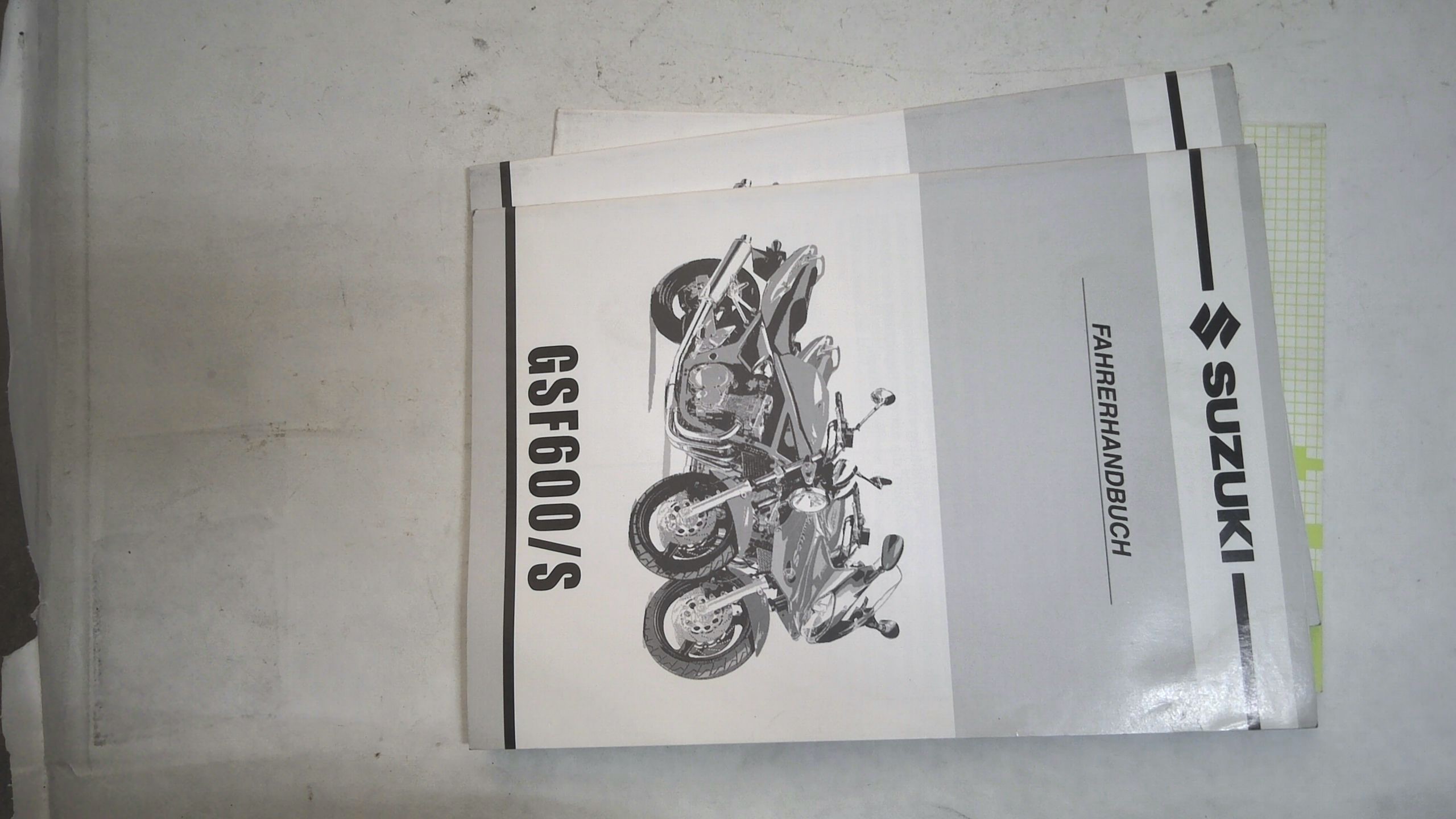 USO E MANUTENZIONE GSF600 SUZUKI 99011-31F51-01F - immagine 2
