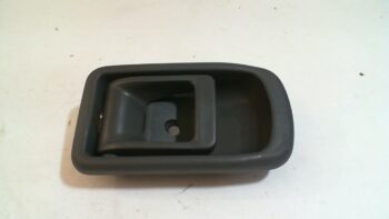 MANIGLIA INTERNA DX PORTER  PIAGGIO 6927087Z01000