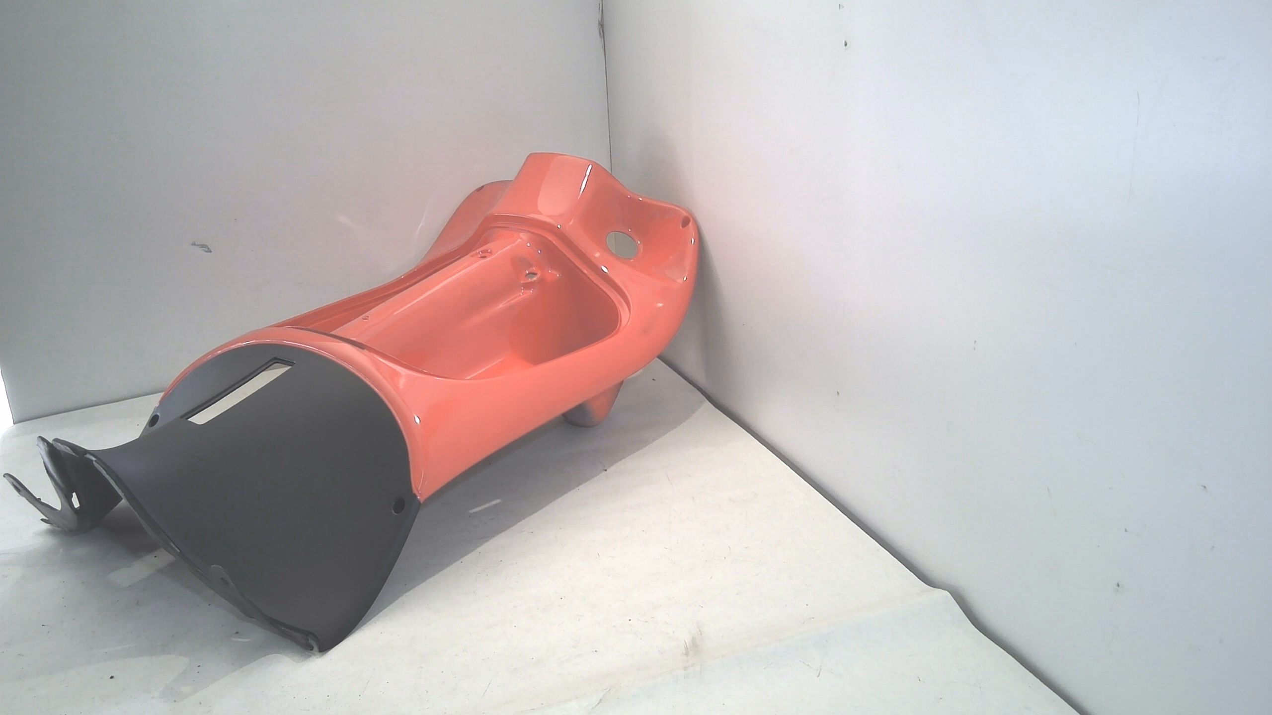 SCUDO INTERNO SCARABEO APRILIA AP8138951