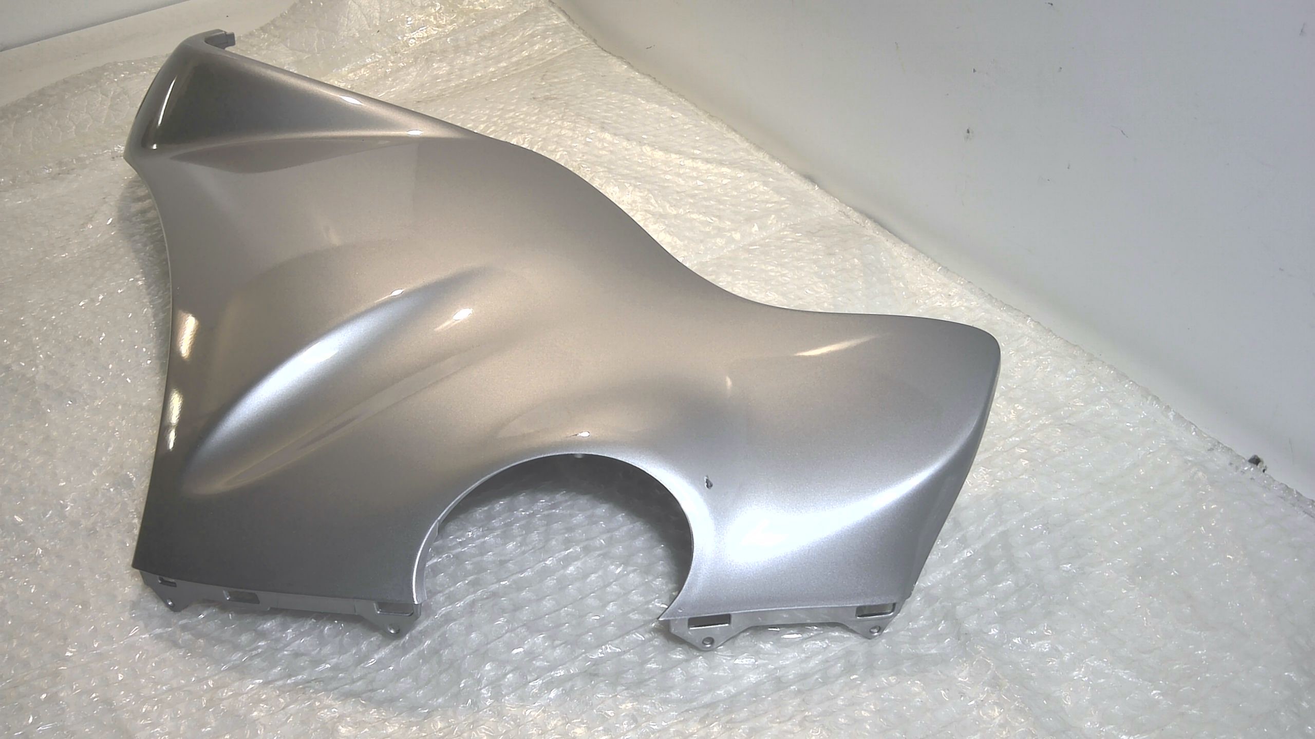 SEMISCUDO ANT. DX SCARABEO APRILIA AP8149253