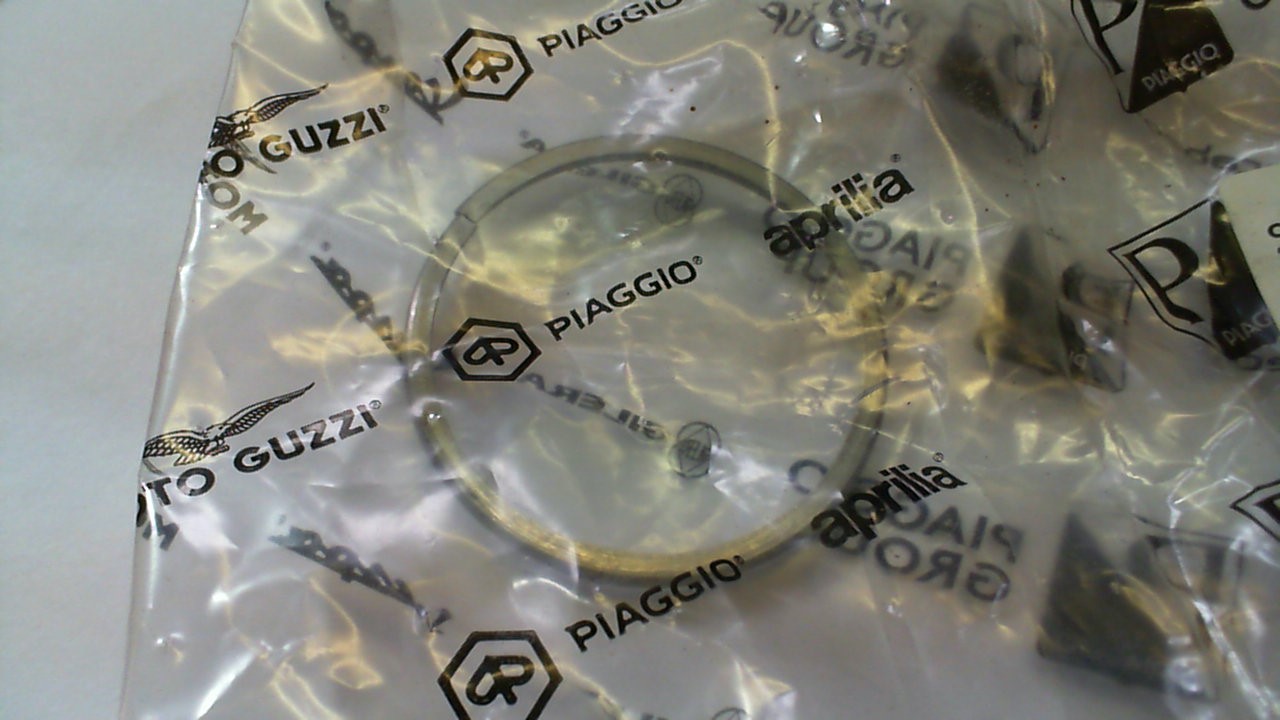 ANELLO GRUPPO RIDUTTORE GP 800 GILERA 650103 - immagine 3