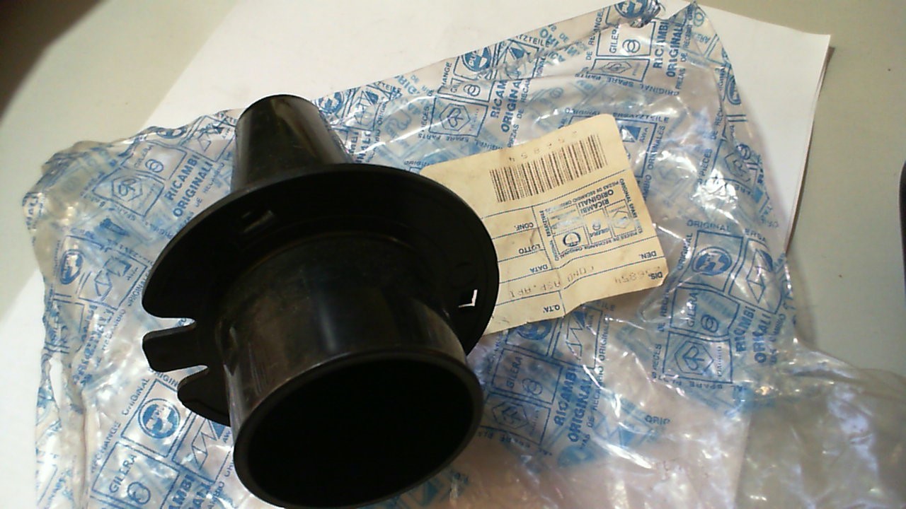 CONO ASPIRAZIONE ARIA TUBO POKER BENZINA-DIESEL PIAGGIO 256854 - immagine 3
