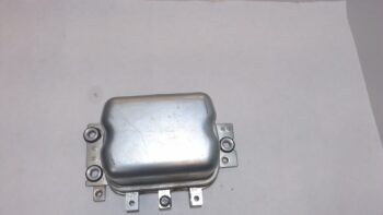 REGOLATORE DI TENSIONE  APE CAR MP TM P703 P602 PIAGGIO 256023