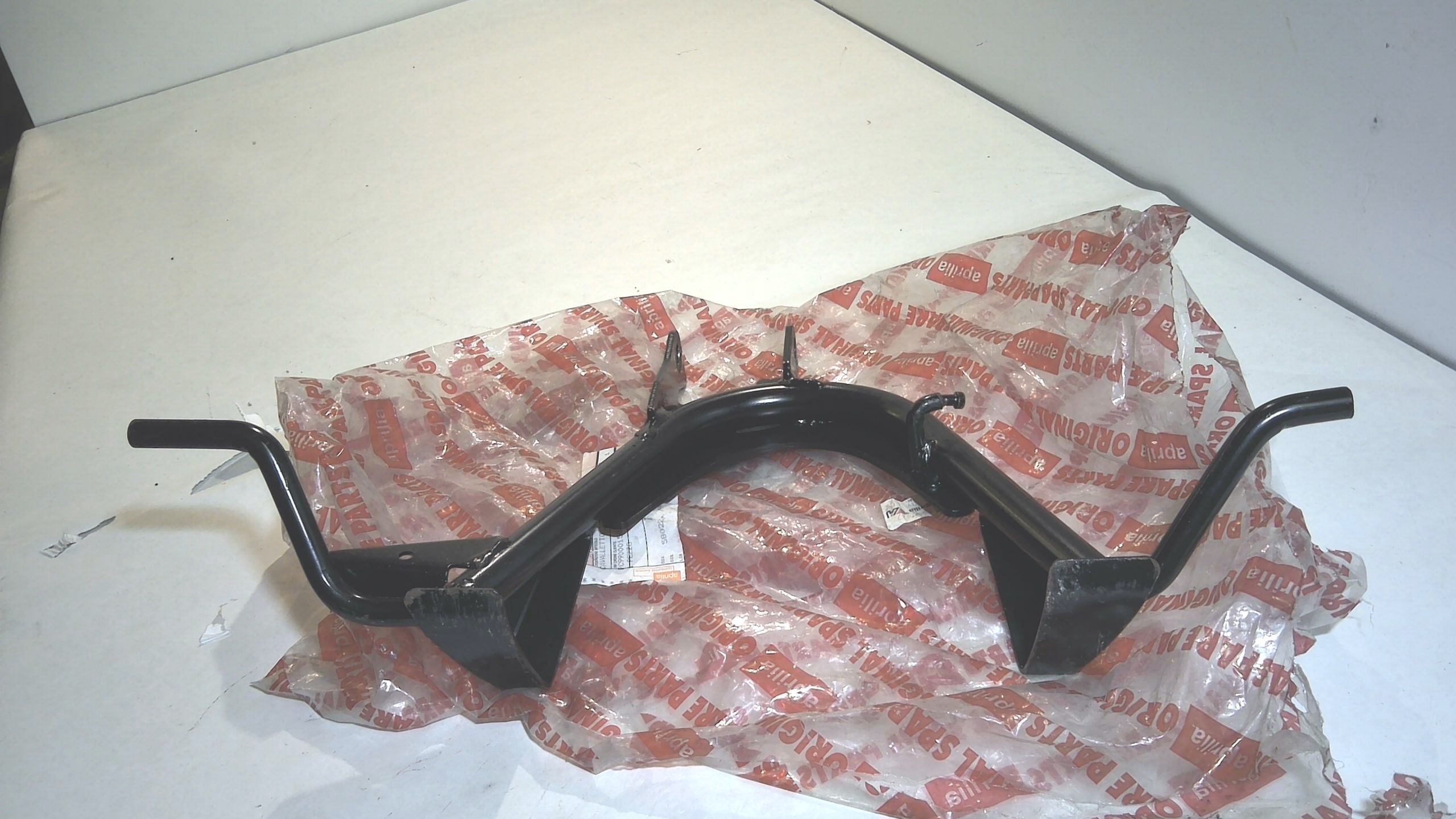 CAVALLETTO CENTRALE RALLY 50 APRILIA AP8232982 - immagine 2