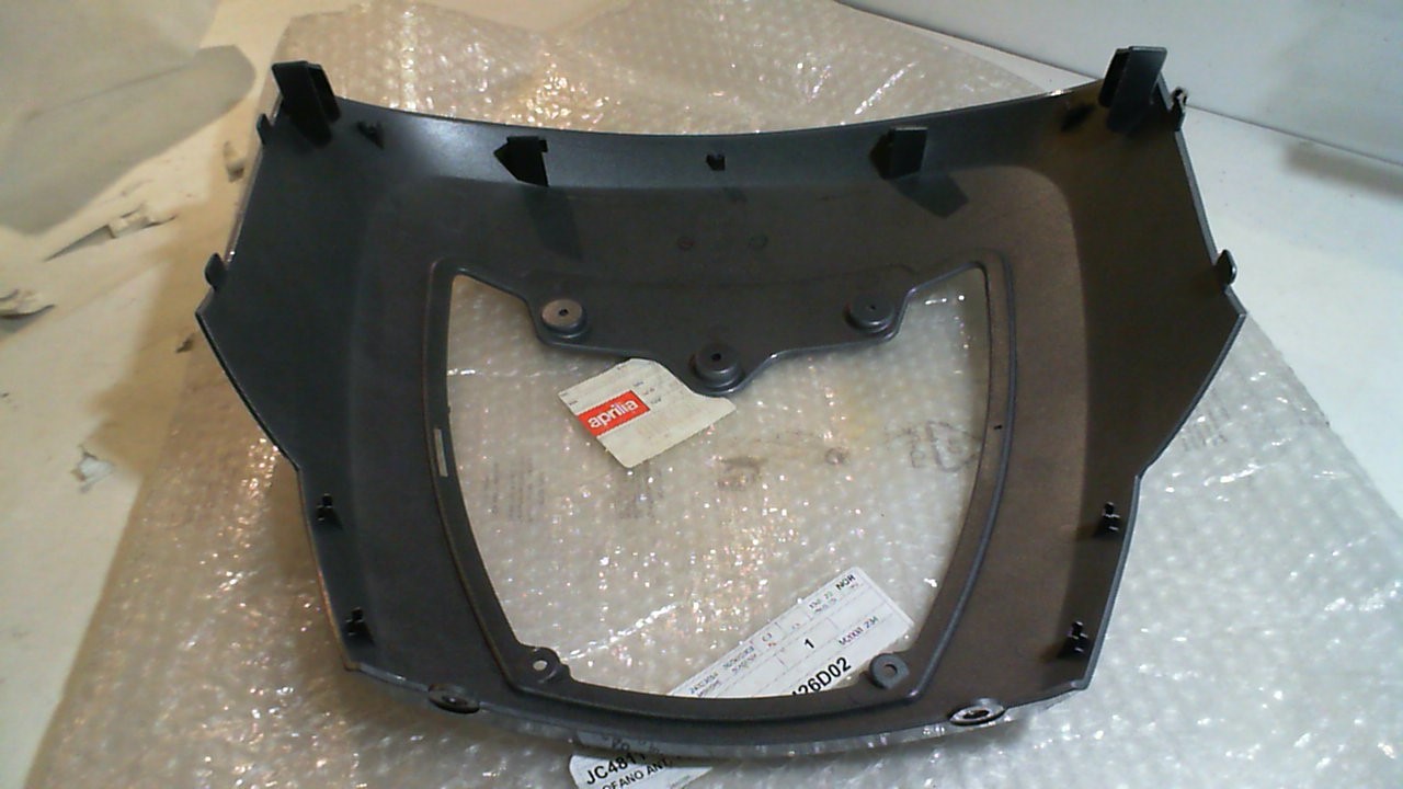COFANO ANTERIORE SCARABEO APRILIA JC481119200005P - immagine 3