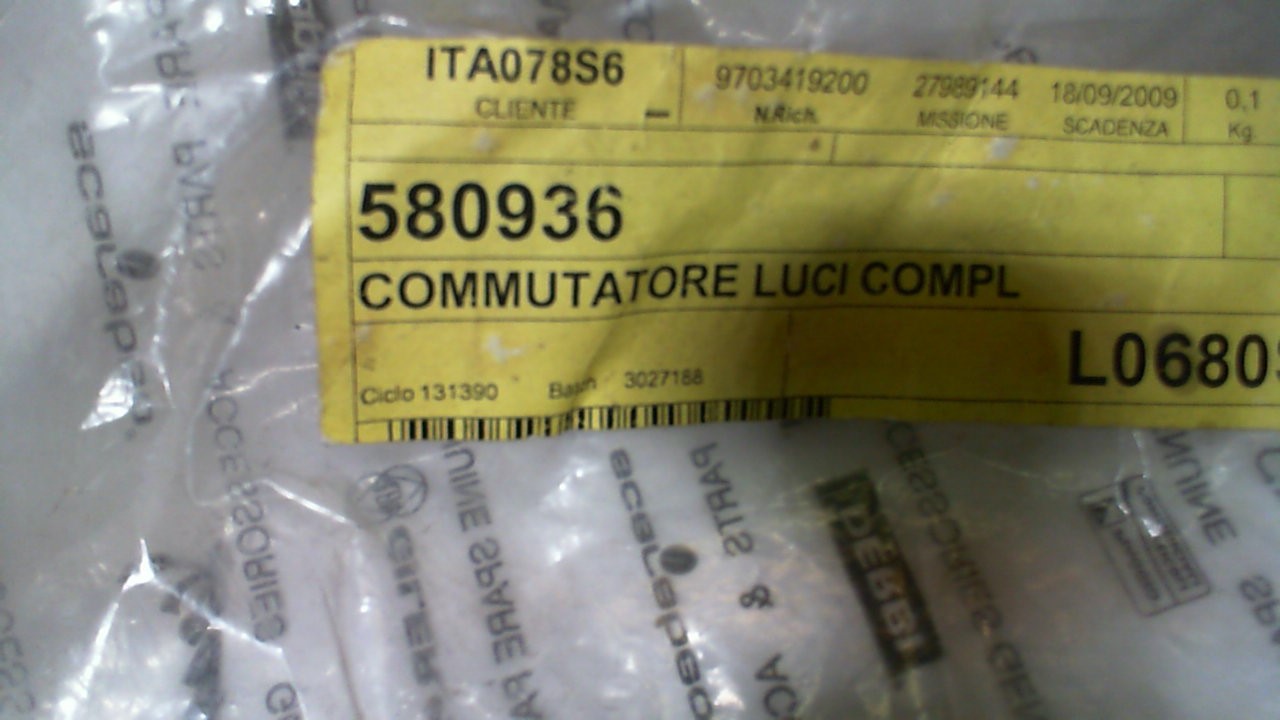 COMMUTATORE LUCI VESPA PIAGGIO 580936 - immagine 4
