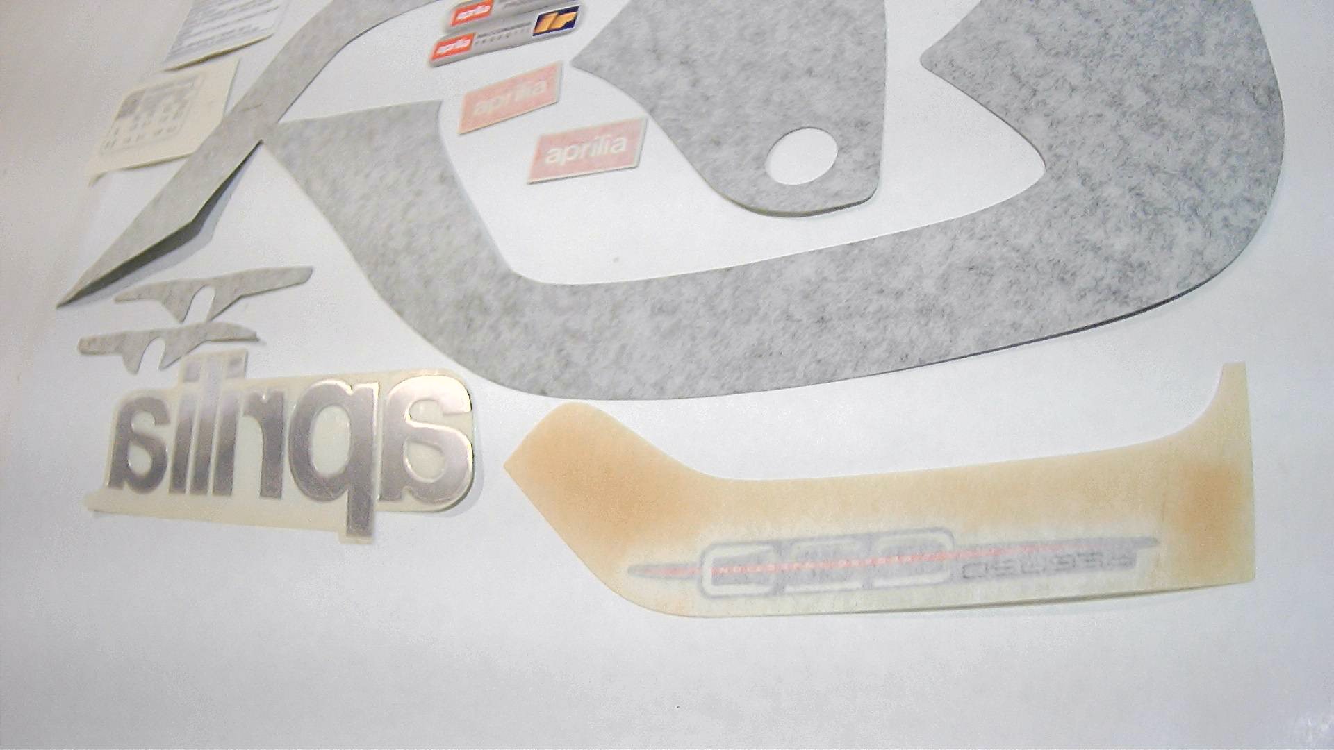 DECALCO SERIE PEGASO APRILIA AP8167320 - immagine 5