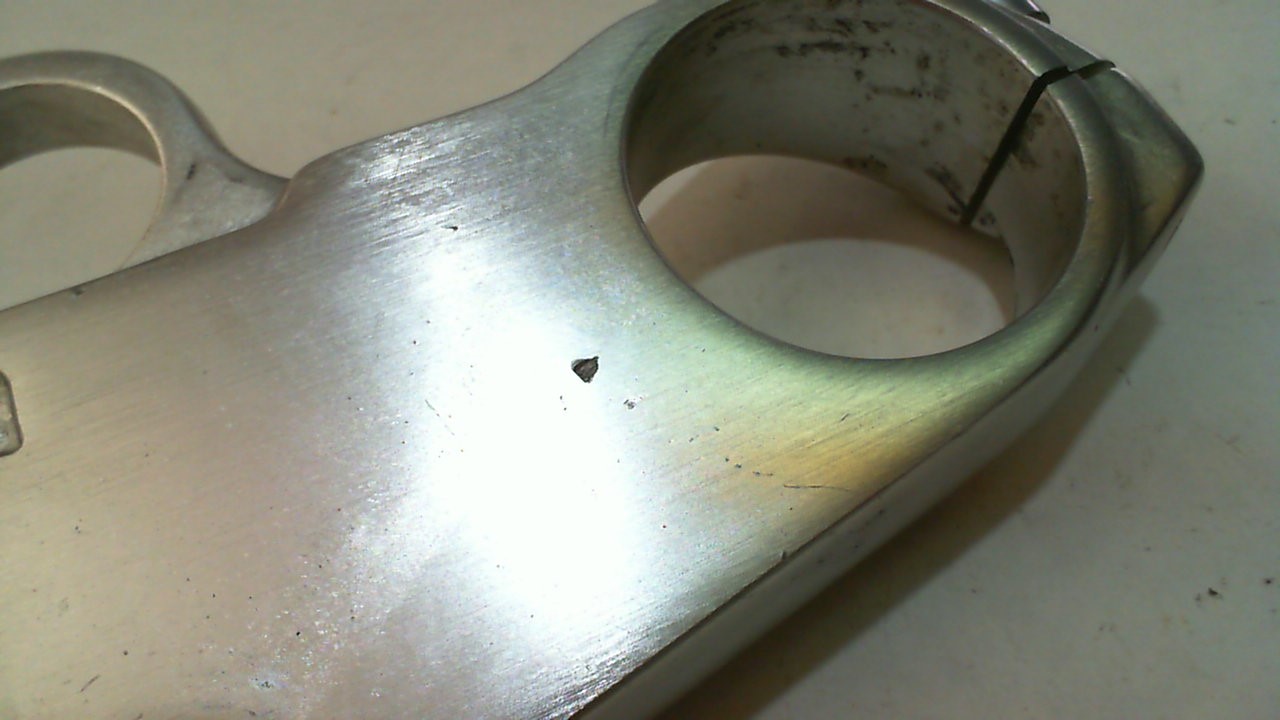 PIASTRA SUPERIORE FORCELLE APRILIA RS 125 USATA - immagine 4