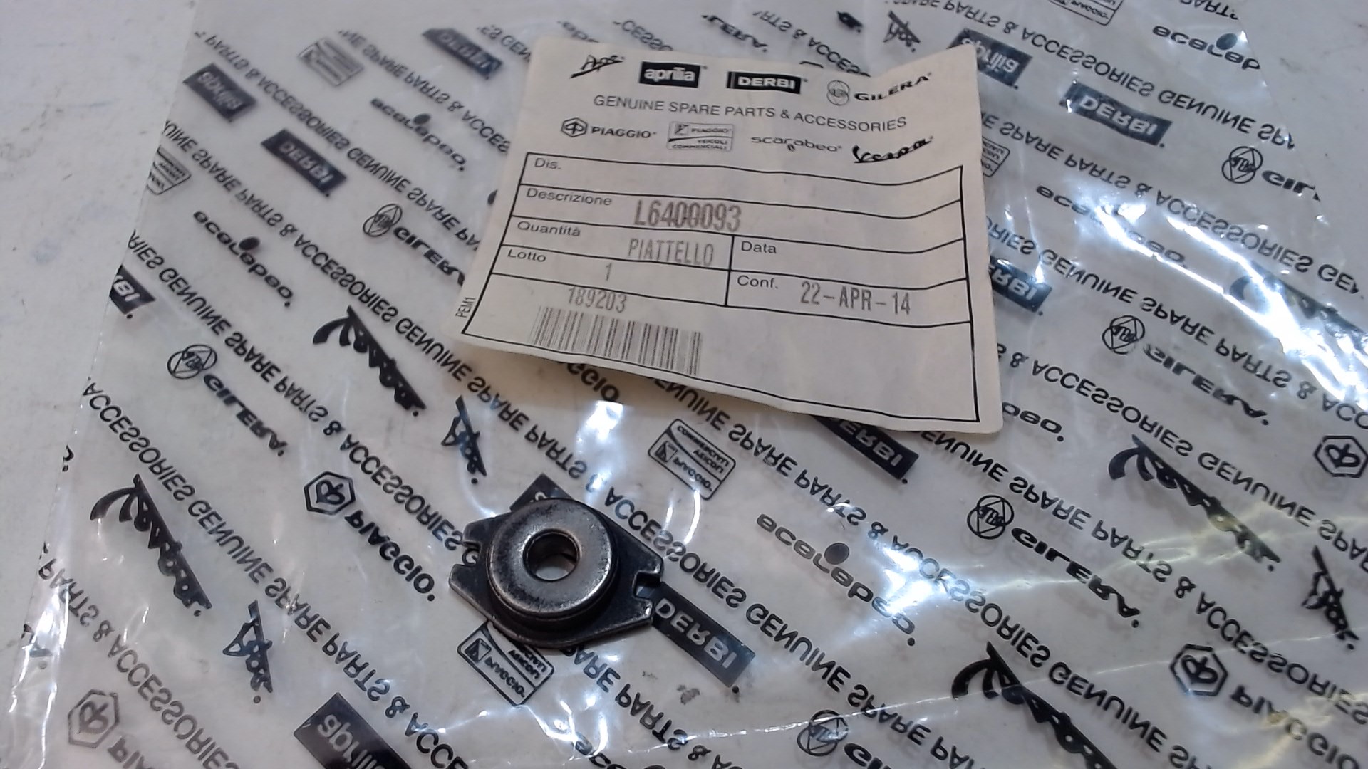 PIATTELLO APE PIAGGIO L6400093