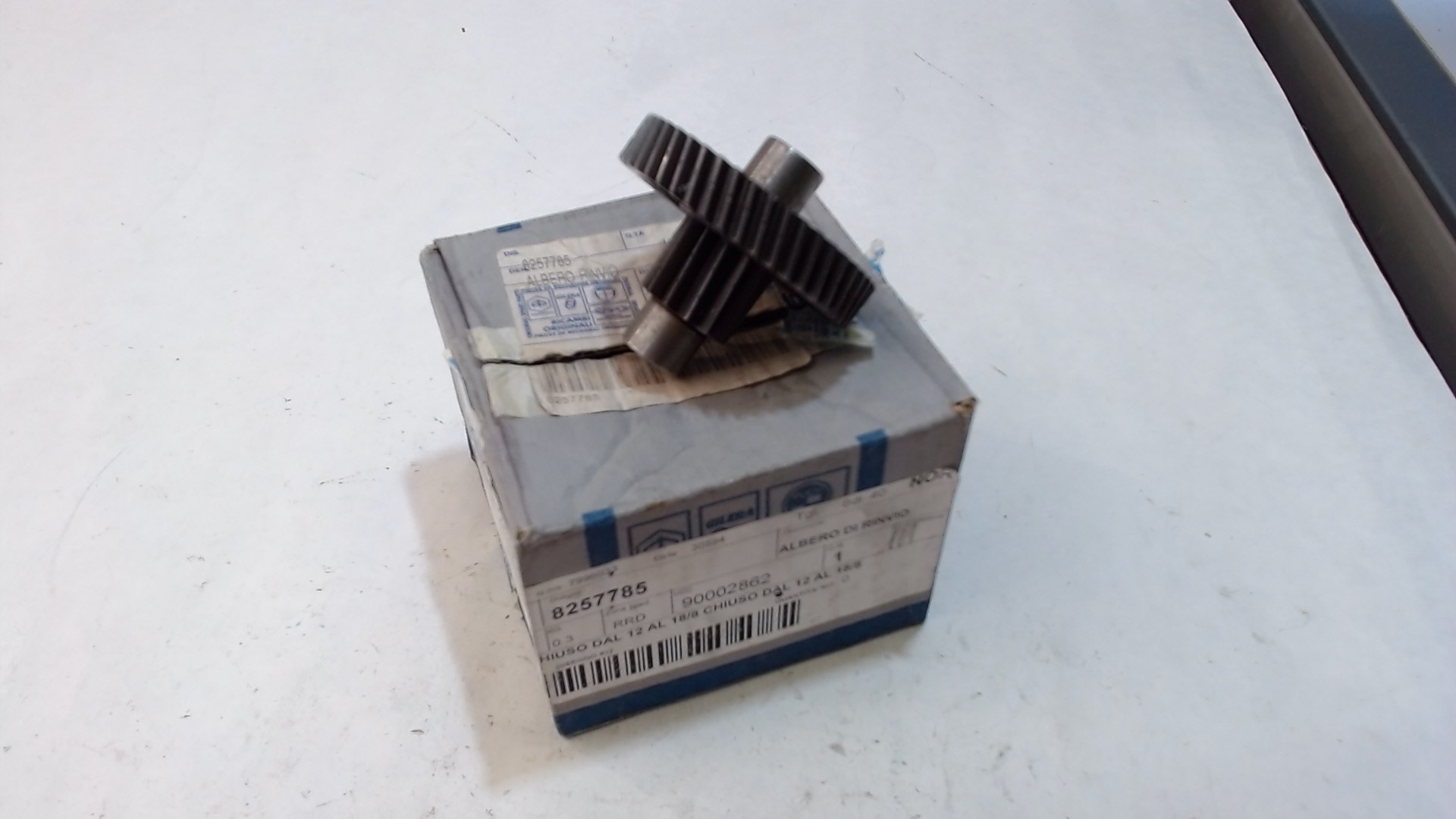 ingranaggio mozzo albero di rinvio ZIP 50 2000 2004 PIAGGIO 8257785