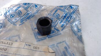DADO SUPPORTO SPECCHIO PIAGGIO 227673