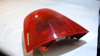 FARO FANALE POSTERIORE sx RENAULT CLIO 98