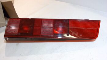 FARO POSTERIORE SX LANCIA Y10