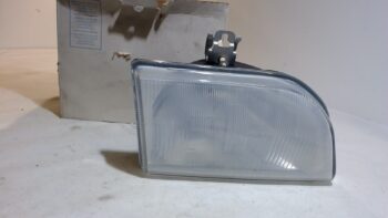 FARO ANTERIORE DX FORD FIESTA 89