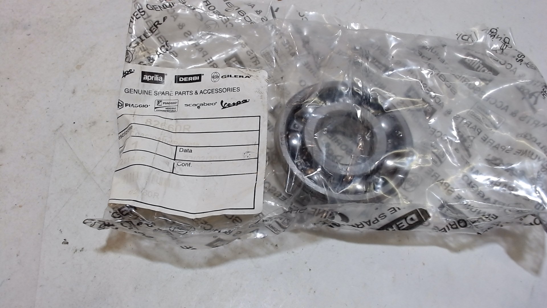 CUSCINETTO RADIALE 20.52.1 APRILIA PIAGGIO 82660R - immagine 2