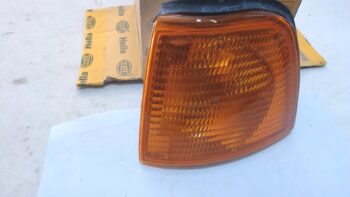 FRECCIA ANTERIORE SX AUDI 80 HELLA 9EL 135 007-001