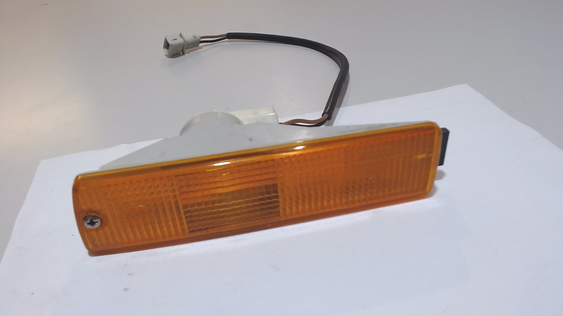 FANALINO VW GOLF 2 SERIE 89 - 92 ANT. sx ARANCIO HELLA 9EL141701-001