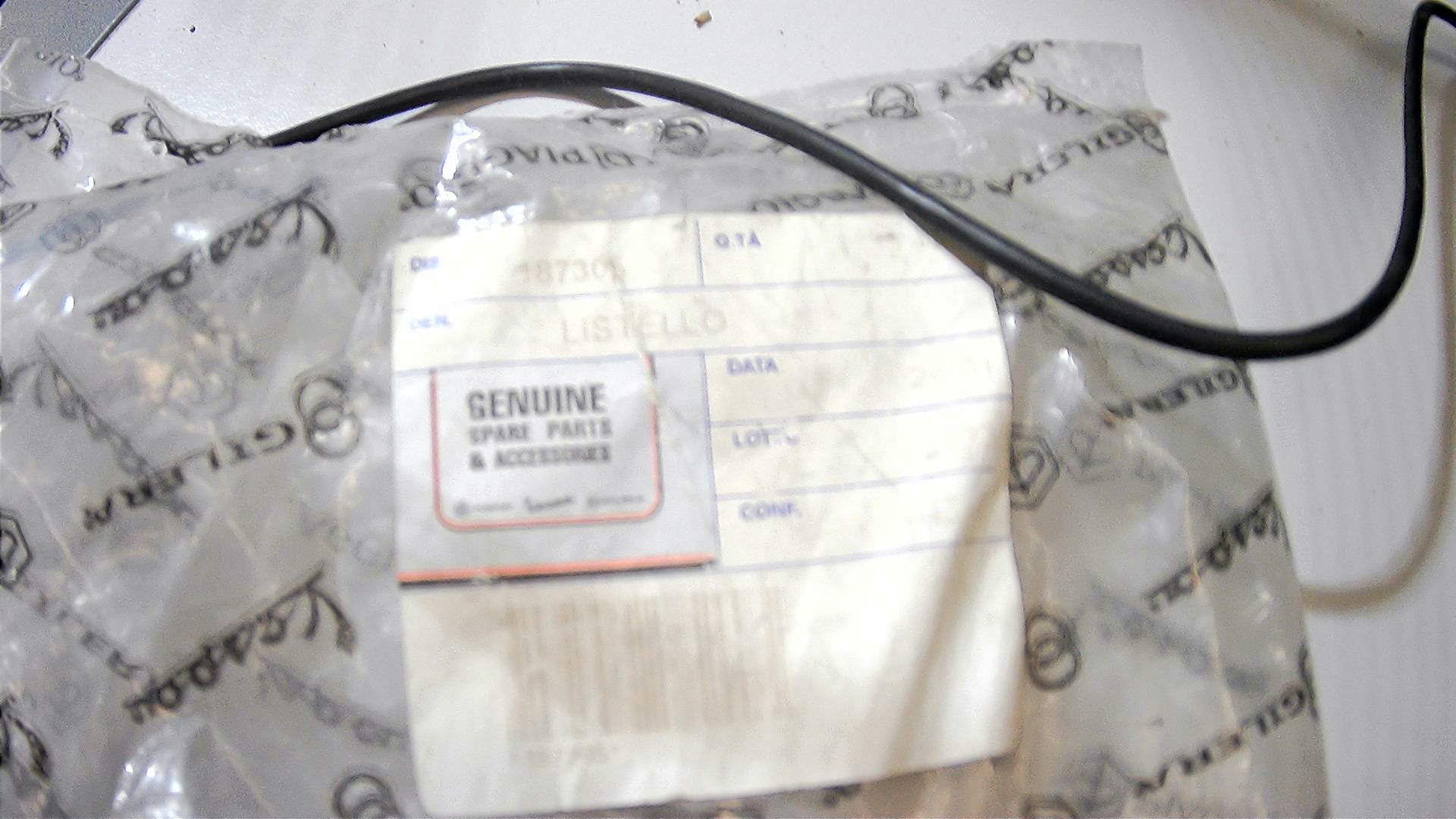 LISTELLO FERRO PER VETRO APE TM 50 PIAGGIO 187305 - immagine 3