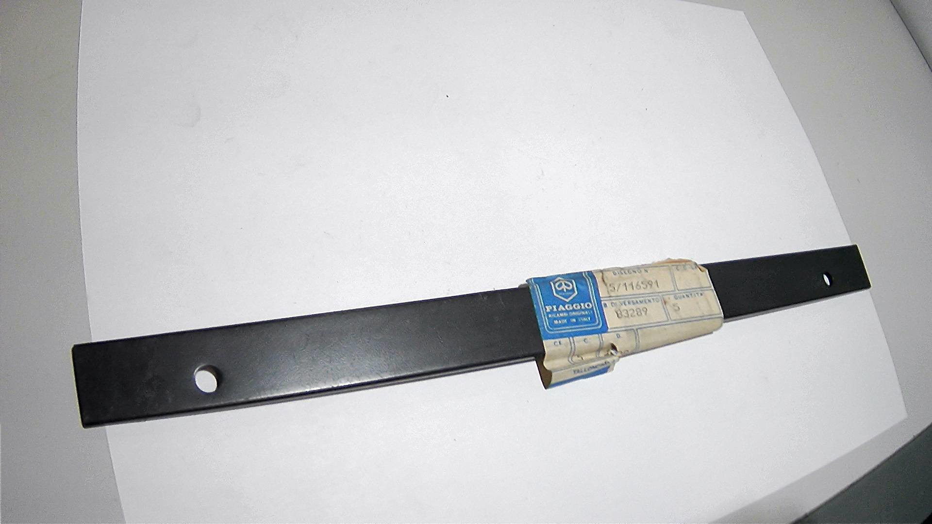 LISTELLO FERRO PER VETRO APE TM 50 PIAGGIO 116591