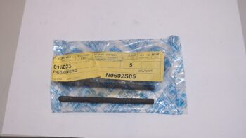 PRIGIONIERO MOTORE VESPA PIAGGIO 016023