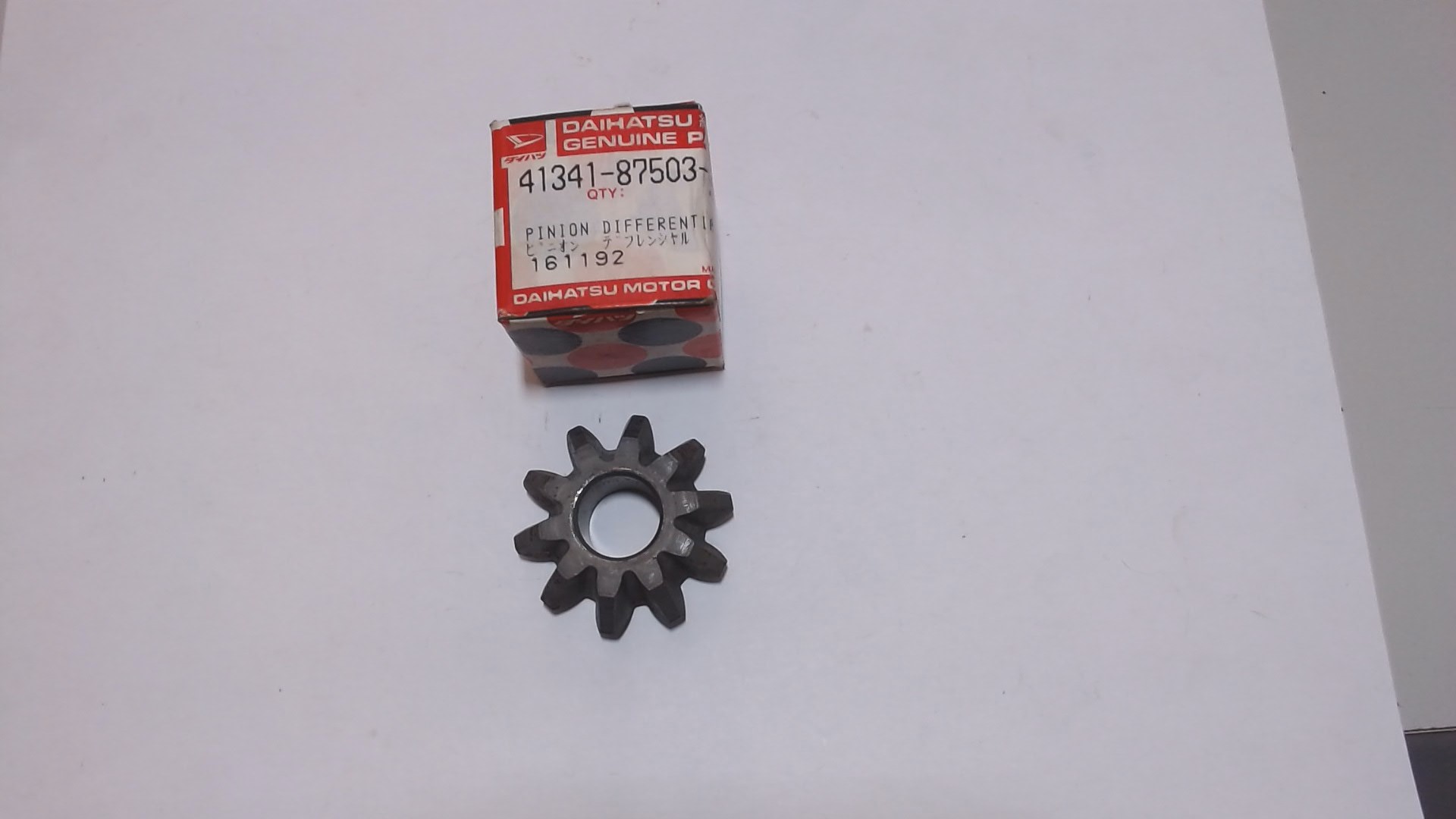 PIGNONE DIFFERENZIALE Z=10 PORTER PIAGGIO 4134187503000