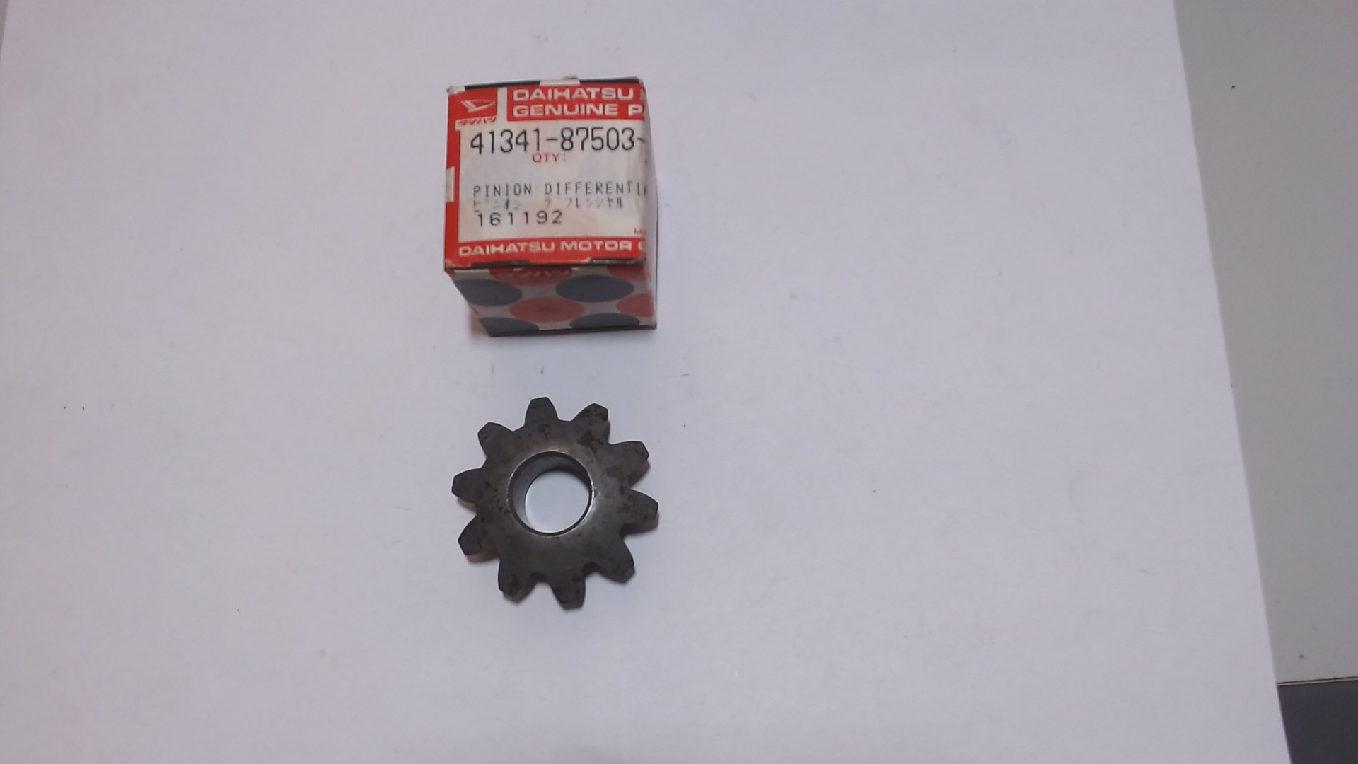 PIGNONE DIFFERENZIALE Z=10 PORTER PIAGGIO 4134187503000 - immagine 3