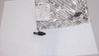 INTERRUTTORE STOP BEVERLY MP3 LIBERTY VESPA APRILIA PIAGGIO 642032- AP8127305