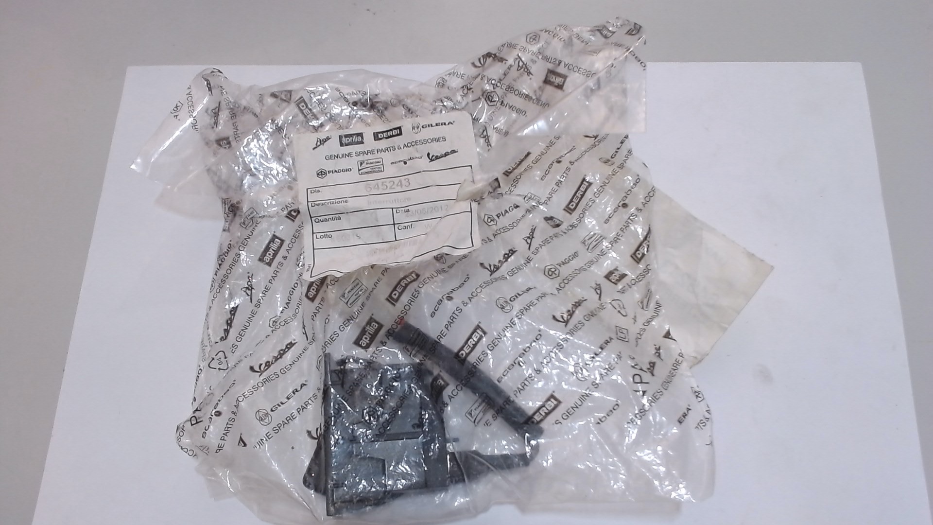 INTERRUTTORE VENTOLA RISCALDAMENTO APE MP 501 601 PIAGGIO 645243 - immagine 3