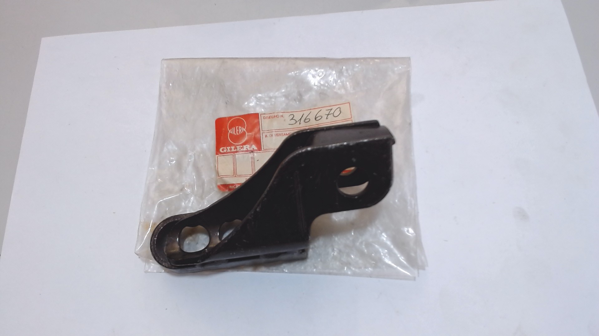 PEDANA POGGIAPIEDI DX GILERA RTX ARIZZONA HAWK GILERA 316670 - immagine 4
