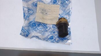 TERMOINTERRUTTORE SENSORE TEMPERATURA ACQUA PORTER 1000 PIAGGIO 8343087Z02000