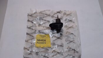 INTERRUTTORE PORTIERA APE VANO SOTTOSELLA BEVERLY MP3 BV X10 PIAGGIO 255323 EX 584826