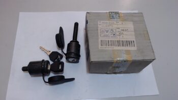 KIT SERRATURE ANTIFURTO PER RUOTA DI SCORTA O VANO BATTERIA PORTER PIAGGIO 566819 ex 6900587Z01000
