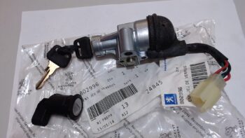 SERRATURE AVVIAMENTO SPEEDFIGHT PEUGEOT 802996