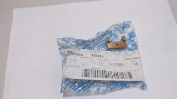 CERNIERA BAULETTO ANTERIORE VESPA ET2 LX LIBERTY PIAGGIO 257614