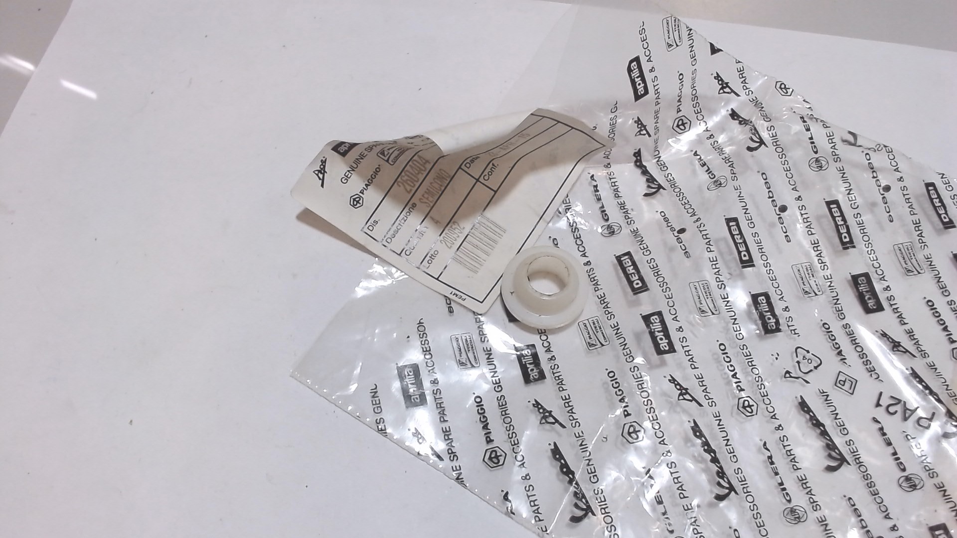 SEMICONO BOCCOLA SCATOLA CAMBIO APE PIAGGIO 260404