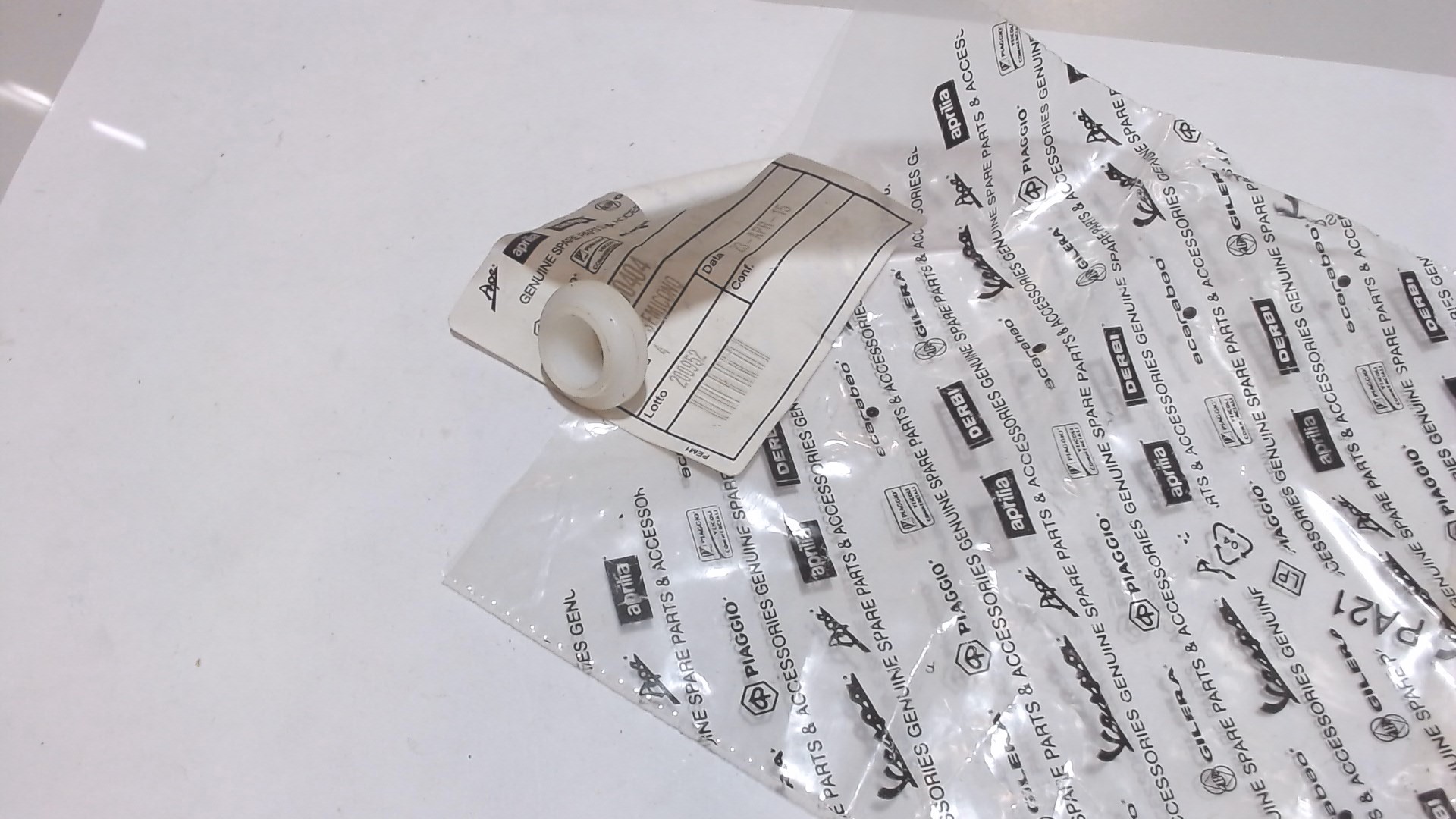 SEMICONO BOCCOLA SCATOLA CAMBIO APE PIAGGIO 260404 - immagine 3